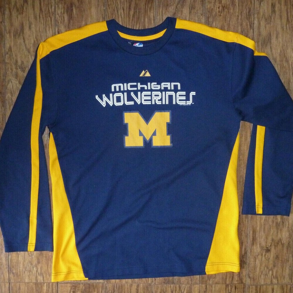 Men's Michigan Wolverines Blue and Yellow Size Medium long Sleeve Shirt